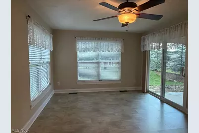 484 Water Pointe Lane, Brunswick, OH 44212 - Photo 9