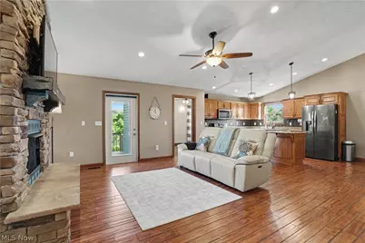 805 Wynncrest Drive, Marietta, OH 45750 - Photo 13
