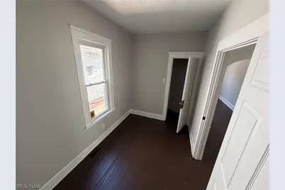 1096 E 72nd Street, Loveland, OH 44103 - Photo 5