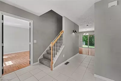 1023 Coopers Run, Amherst, OH 44001 - Photo 17