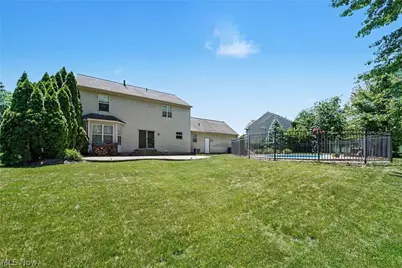 1023 Coopers Run, Amherst, OH 44001 - Photo 33