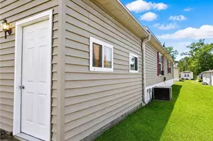 23 2nd St, Madison, OH 44057 - Photo 7