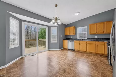 685 W Lake Street, Ravenna, OH 44266 - Photo 7