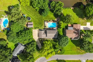 2384 Twin Lakes Dr, Uniontown, OH 44685 - Photo 39