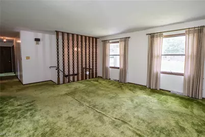 2421 Fairview Road, Uniontown, OH 44685 - Photo 5