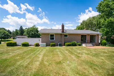 2421 Fairview Road, Uniontown, OH 44685 - Photo 31