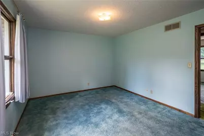 2421 Fairview Road, Uniontown, OH 44685 - Photo 13