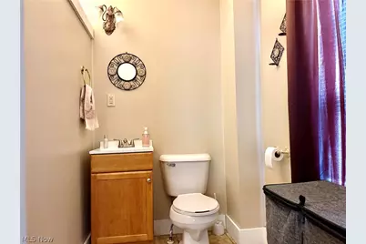 402 Cross Street, Newcomerstown, OH 43832 - Photo 9