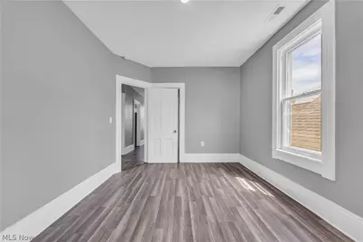 3271 W 43rd Street #2/UP, Loveland, OH 44109 - Photo 9