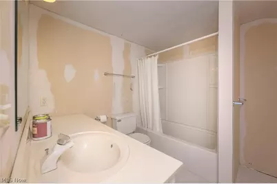 12201 King Church Avenue NW, Uniontown, OH 44685 - Photo 21