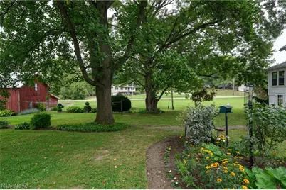 12201 King Church Avenue NW, Uniontown, OH 44685 - Photo 35