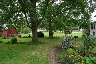 12201 King Church Ave NW, Uniontown, OH 44685 - Photo 35