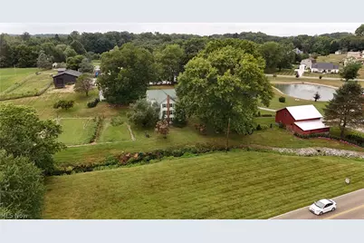 12201 King Church Avenue NW, Uniontown, OH 44685 - Photo 5