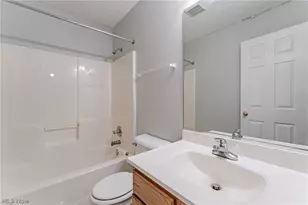 64 Byers Ave, Akron, OH 44302 - Photo 19