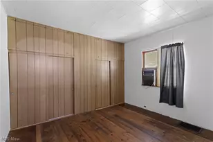23339 W 23rd St, Bellaire, OH 43906 - Photo 11
