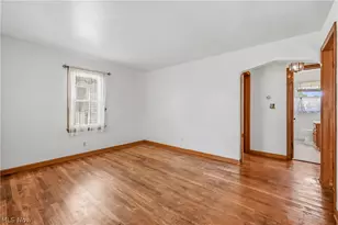 47 Renee Dr, Struthers, OH 44471 - Photo 9