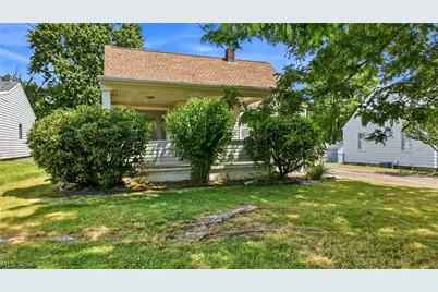47 Renee Drive, Struthers, OH 44471 - Photo 3