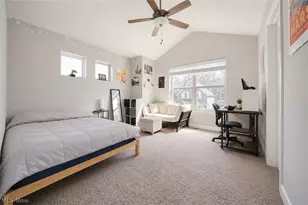 12101 Wade Park Ave, Loveland, OH 44106 - Photo 15