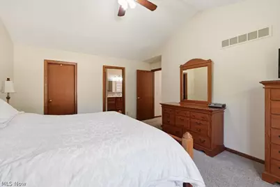 3575 Avanti Lane, Uniontown, OH 44685 - Photo 33