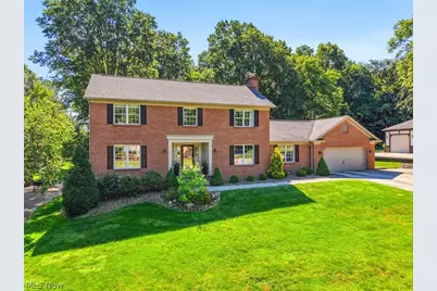 3575 Avanti Lane, Uniontown, OH 44685 - Photo 3