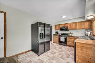 4717 Shriver Rd, North Canton, OH 44720 - Photo 13