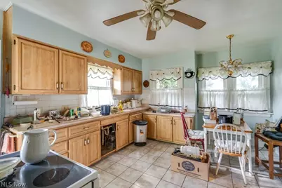 333 Trigonia Drive, Akron, OH 44302 - Photo 7