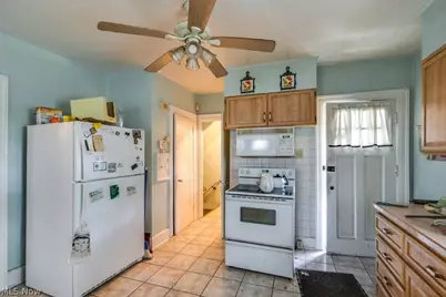 333 Trigonia Drive, Akron, OH 44302 - Photo 11