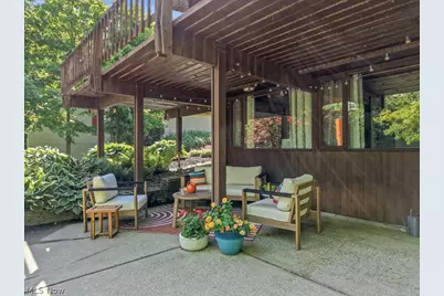8886 Southbrook Trail, Chagrin Falls, OH 44023 - Photo 37