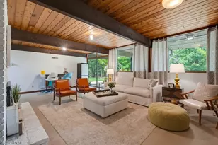8886 Southbrook Trail, Chagrin Falls, OH 44023 - Photo 27