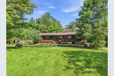 8886 Southbrook Trail, Chagrin Falls, OH 44023 - Photo 45