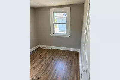 10613 Nelson Avenue, Loveland, OH 44105 - Photo 15