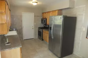 4641 E Lake Rd, Sheffield Lake, OH 44054 - Photo 3