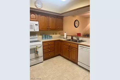 120 Thorn Way, Doylestown, OH 44230 - Photo 11