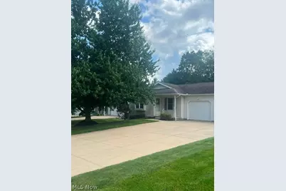 120 Thorn Way, Doylestown, OH 44230 - Photo 1