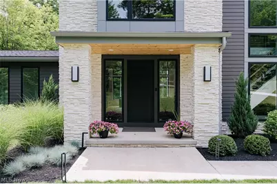 8070 Tulip Lane, Chagrin Falls, OH 44023 - Photo 5
