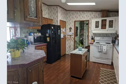 2492 Irish Ridge Road, East Liverpool, OH 43920 - Photo 9