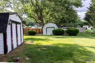8639 Candlewood Ave NW, North Canton, OH 44720 - Photo 3