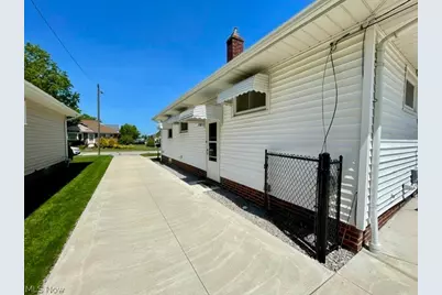 28634 Forest Road, Willowick, OH 44095 - Photo 5