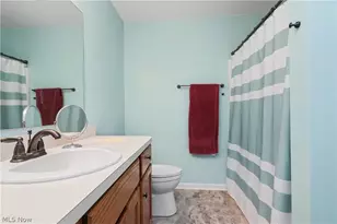 1302 Bridgewater Way N, Mansfield, OH 44906 - Photo 17
