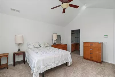 1302 Bridgewater Way N, Mansfield, OH 44906 - Photo 15
