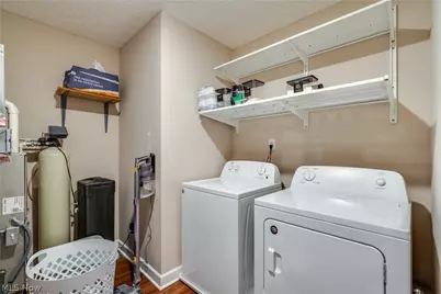 3593 Portage Point Boulevard, Akron, OH 44319 - Photo 19