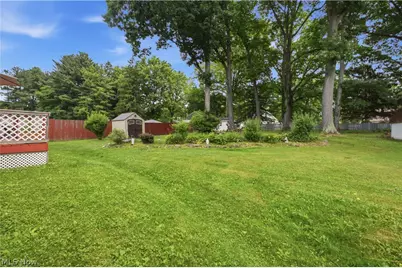 3730 Ayrshire Drive, Austintown, OH 44511 - Photo 3