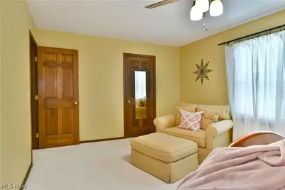 8930 Echo Lake Drive NE, Warren, OH 44484 - Photo 37