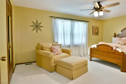 8930 Echo Lake Drive NE, Warren, OH 44484 - Photo 39