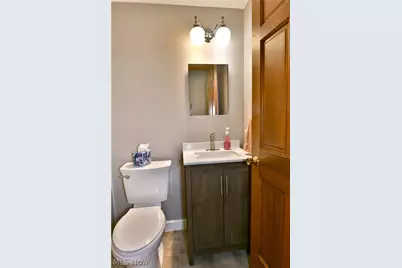 8930 Echo Lake Drive NE, Warren, OH 44484 - Photo 23