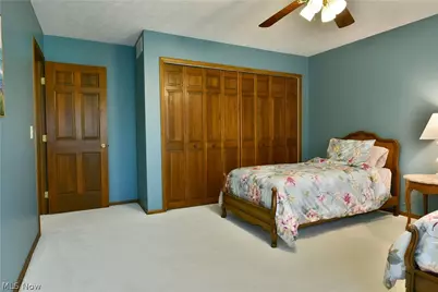 8930 Echo Lake Drive NE, Warren, OH 44484 - Photo 35