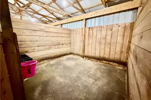 6852 Graham Rd, Pierpont, OH 44082 - Photo 39