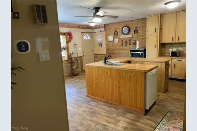 2103 Wainwright Road SE, New Philadelphia, OH 44663 - Photo 21