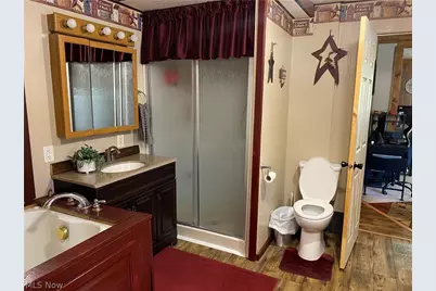 2103 Wainwright Road SE, New Philadelphia, OH 44663 - Photo 9