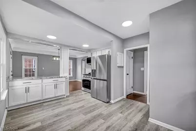 16809 Scottsdale Boulevard, Huber Heights, OH 44120 - Photo 7